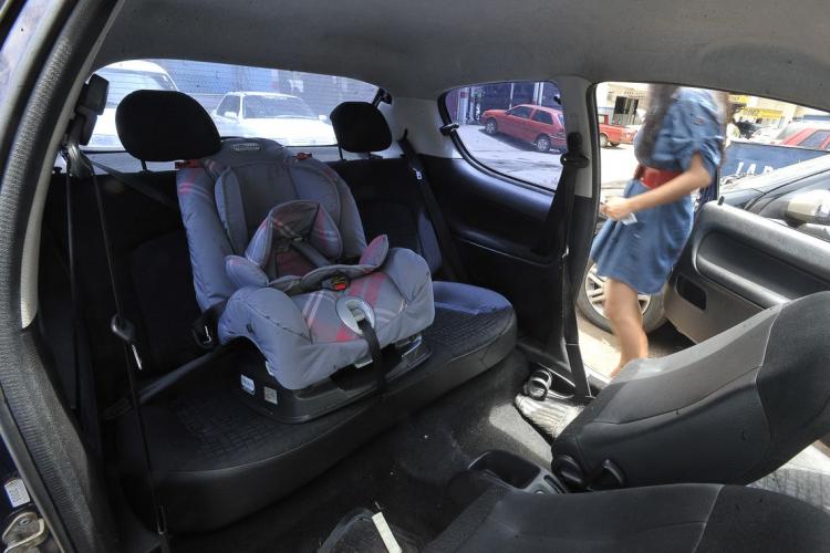  Detran explica transporte de bebês em veículos de aluguel