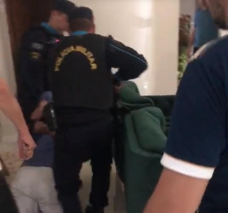  Policial atira contra convidados de festa após discutir com namorada em Ipu