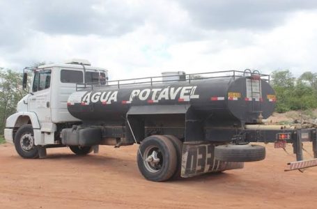 Sem água salobra: Justiça dá 45 dias para Governo Federal normalizar Operação Carro Pipa na Região dos Inhamuns