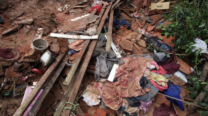  Funceme avisa sobre chuva forte em quatro regiões do Ceará entre sábado e domingo.