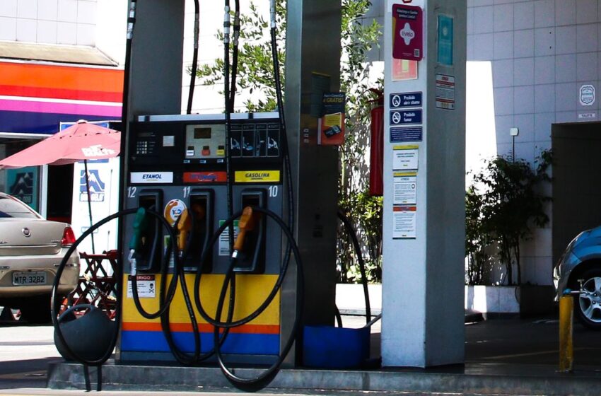  Petrobras reduz preços da gasolina em 5,3% e do GLP em 3,9% a partir deste sábado (1º).