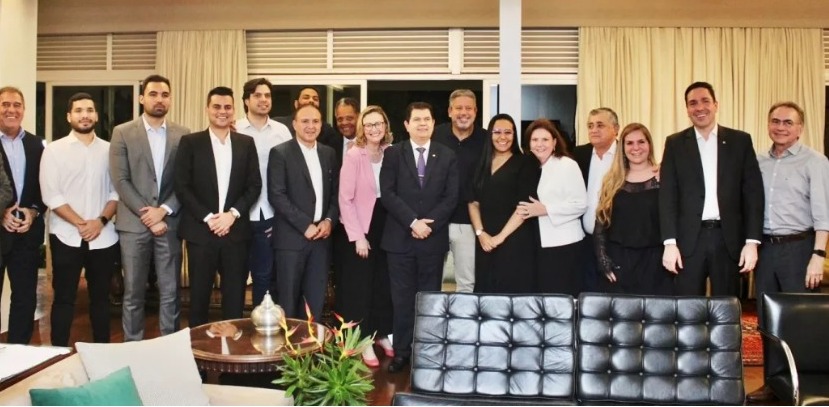  Bancada cearense ganha mais uma vaga na Câmara dos Deputados.