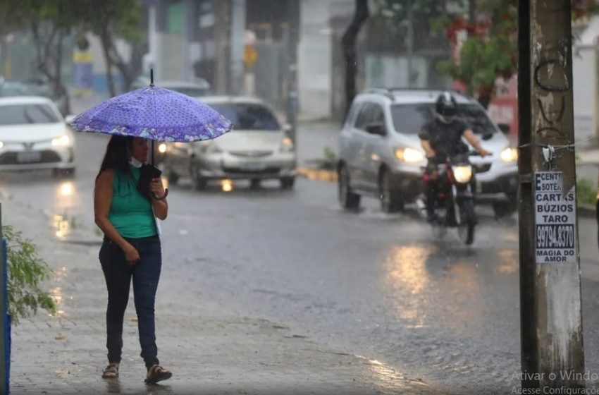  Inmet emite alerta de chuvas intensas para Santa Quitéria e mais 150 cidades do Ceará.