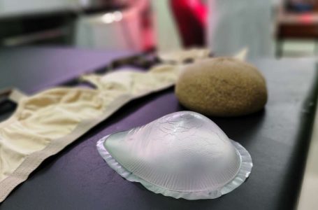 Próteses externas de silicone serão distribuídas a mulheres mastectomizadas no Ceará.