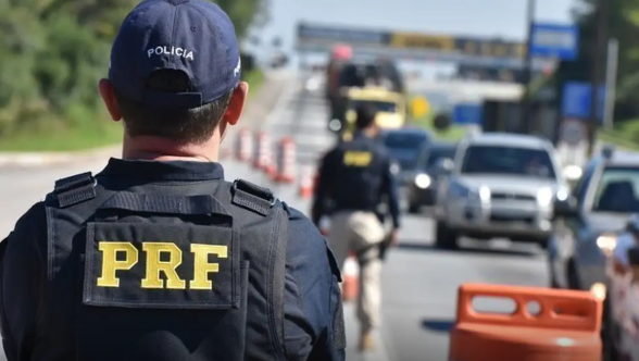  Criminosos se passam por Policiais Rodoviários Federais e aplicam golpe de suspensão da CNH.