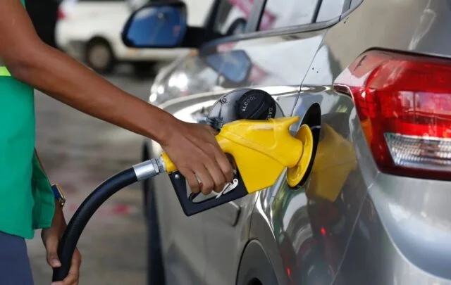  Petrobras anuncia redução do preço da gasolina em quase 20 centavos
