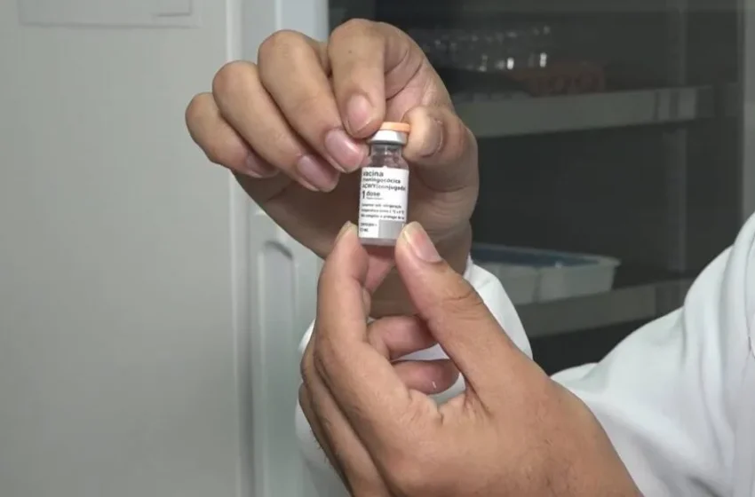  Meningite mata 10 pessoas no Ceará em 2025, apesar de vacina disponível no SUS.