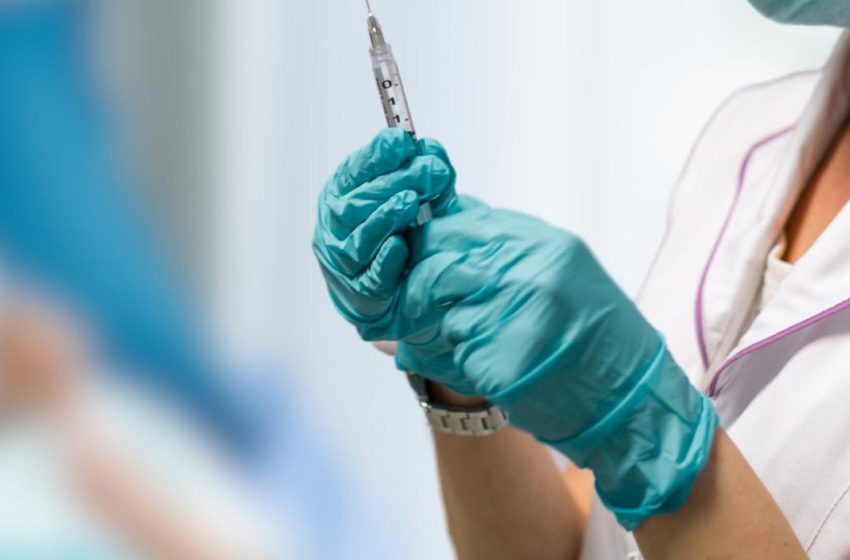  Vacina experimental contra o câncer se mostra eficaz estimulando sistema imunológico, diz estudo.